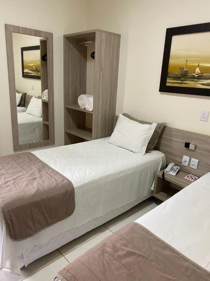 Rossi Hotel Comodoro Exterior foto